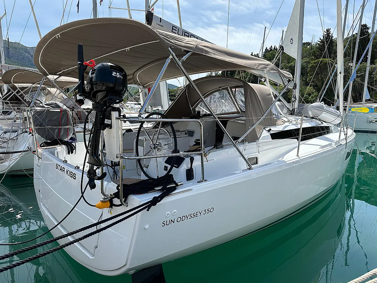 Sun Odyssey 350 (ID=10802) - фото 6