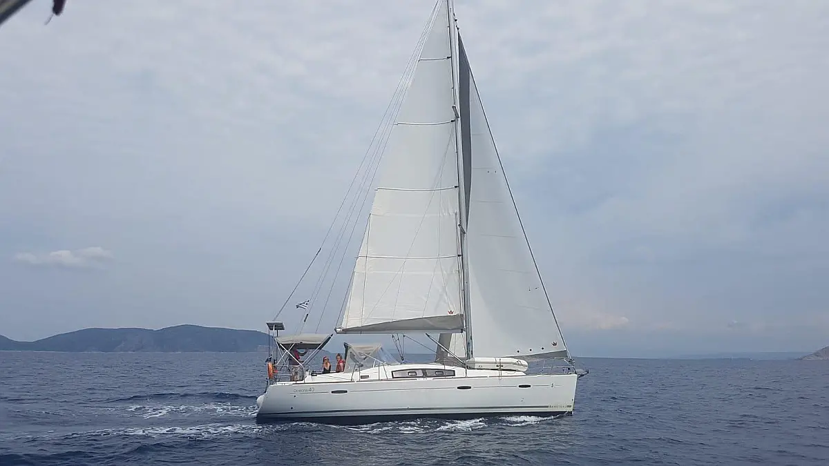 Beneteau Oceanis 40 (ID=2567) - фото 11