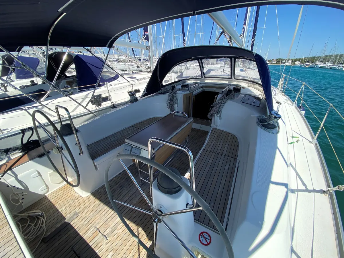 Bavaria Cruiser 40 (ID=2805) - фото 4