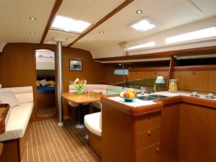 Sun Odyssey 42 i (ID=2831) - фото 3