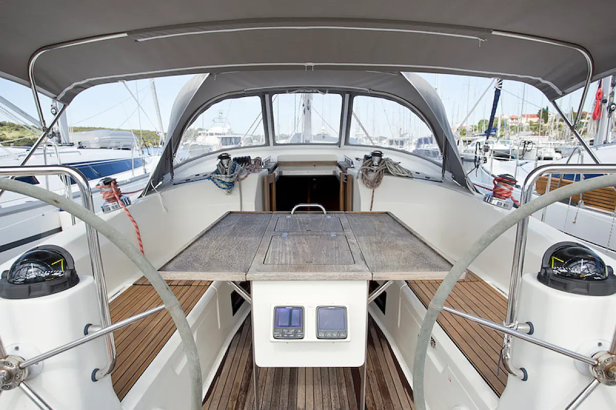 Bavaria 41 Cruiser (ID=289) - фото 7