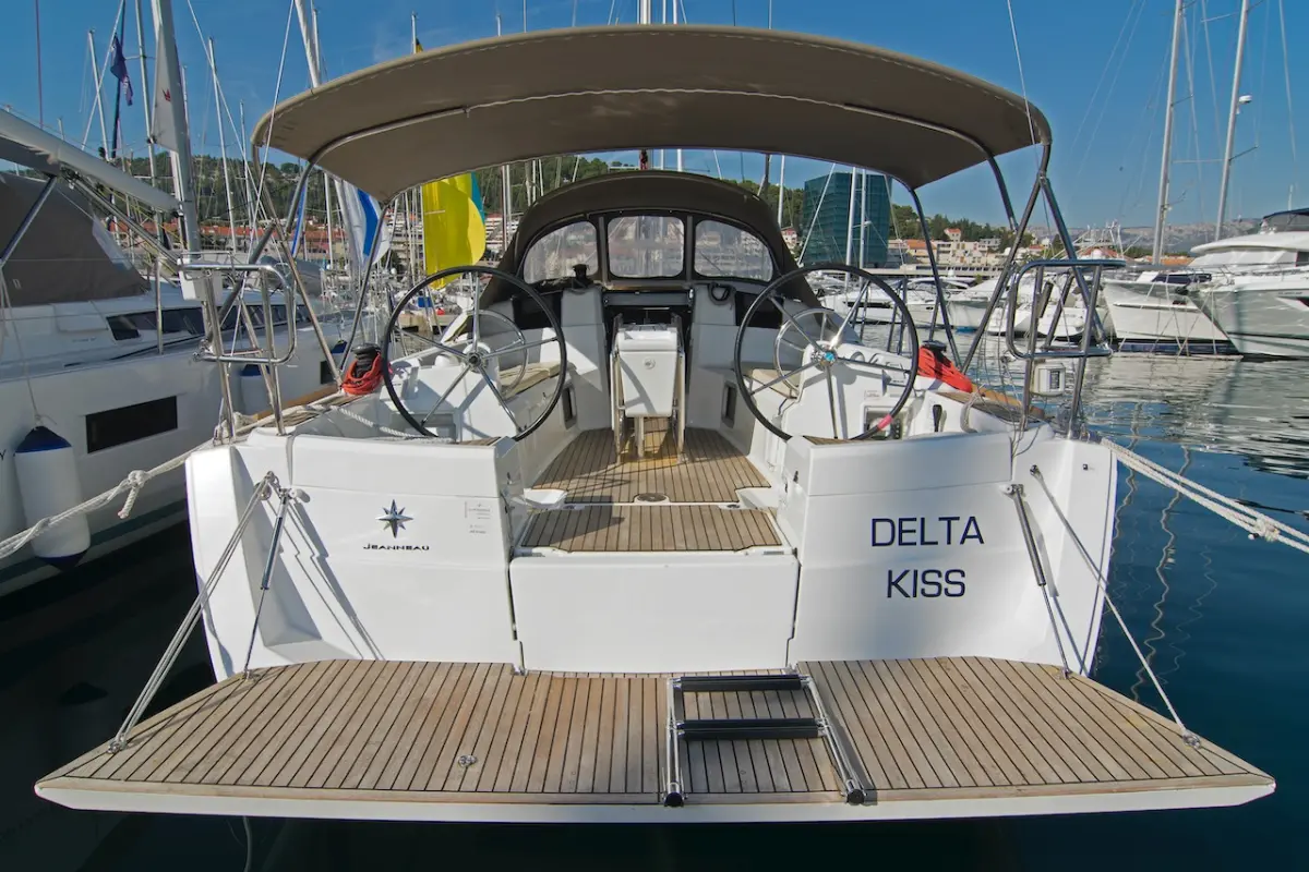 Sun Odyssey 389 (ID=2974) - фото 12