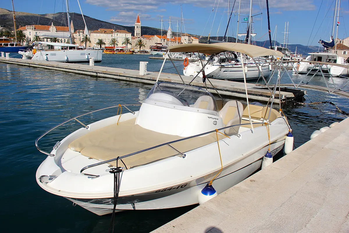 Beneteau Flyer 550 SD (ID=53) - фото 7