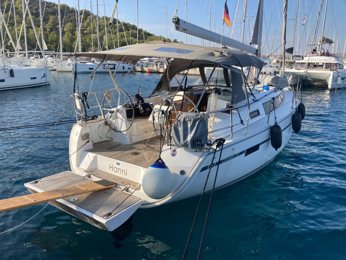 Bavaria 37 Cruiser (ID=6164) - фото 6