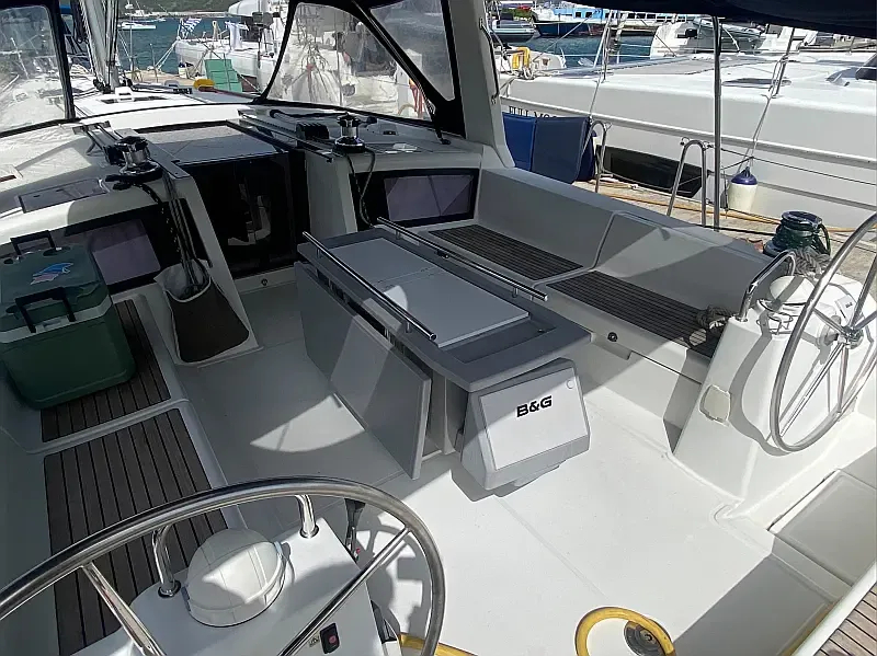 Oceanis 48 (ID=10113) - фото 11