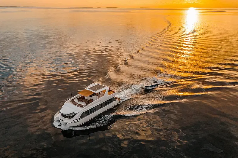 Power Catamaran (ID=10230) - фото 19