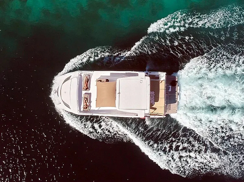 Power Catamaran (ID=10230) - фото 9