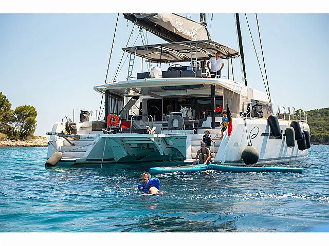 Lagoon 52F (ID=10372)