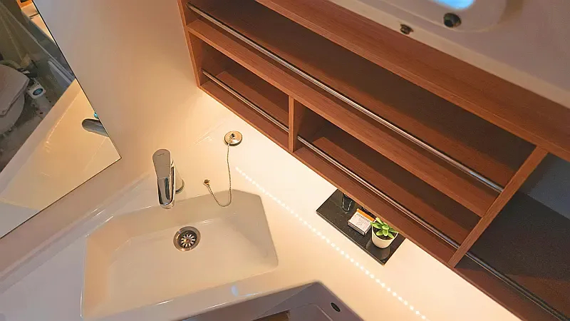 Oceanis 30.1 (ID=10392) - фото 11