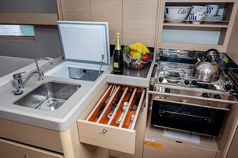 Oceanis 34.1 (ID=10437) - фото 18