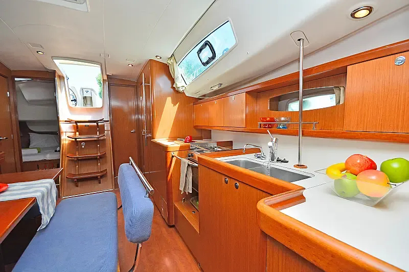 Oceanis 43 (ID=10474) - фото 9