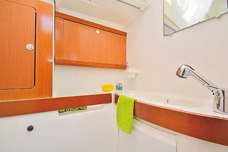 Oceanis 43 (ID=10474) - фото 12