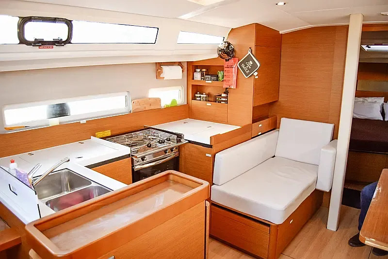 Sun Odyssey 410 (ID=10580) - фото 14