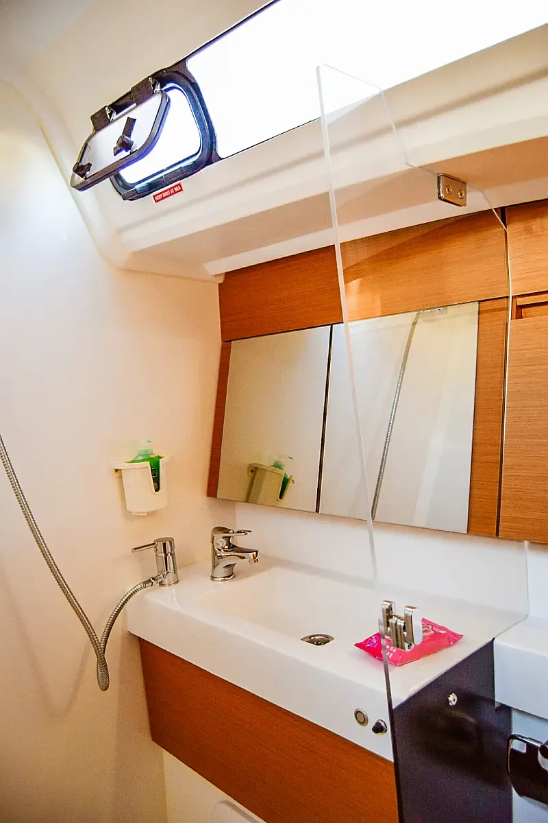 Sun Odyssey 410 (ID=10580) - фото 17