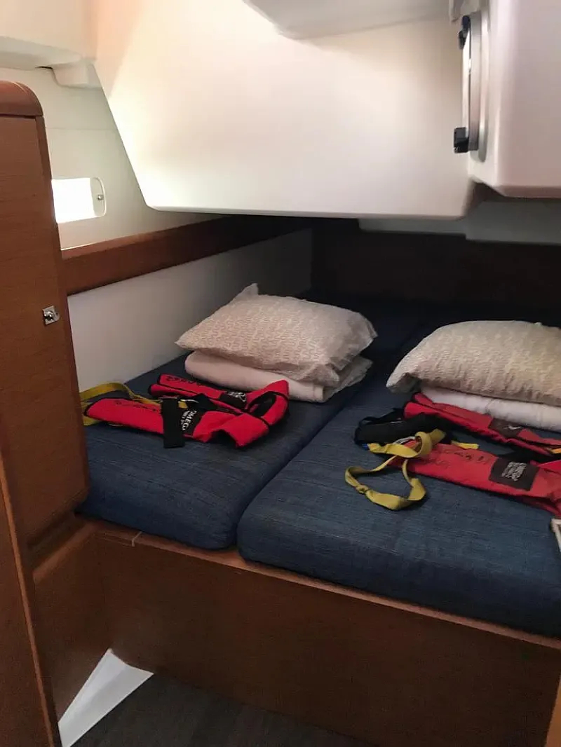 Sun Odyssey 519 (ID=10602) - фото 21