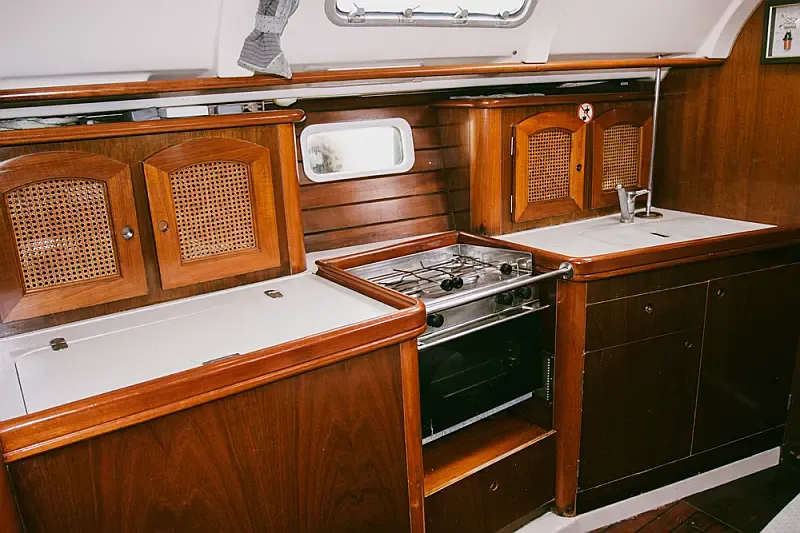 Oceanis 381 (ID=10627) - фото 9