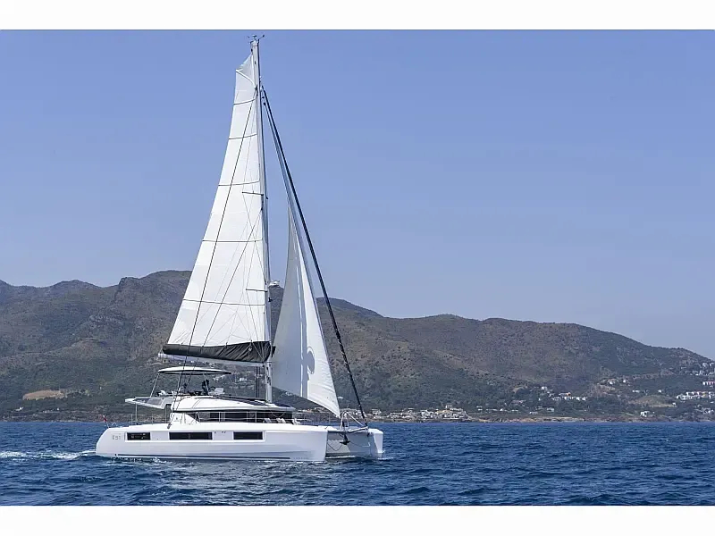 Lagoon 51 (ID=10680)