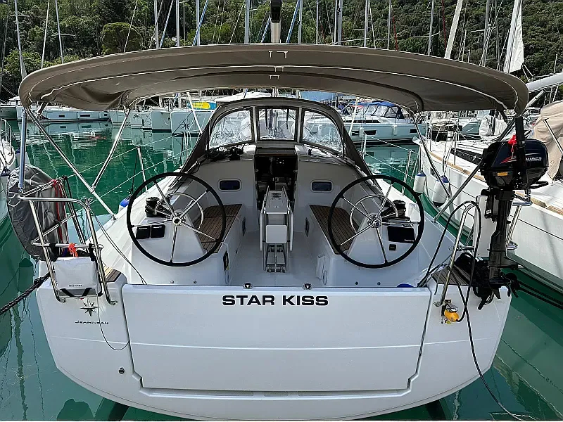 Sun Odyssey 350 (ID=10802)