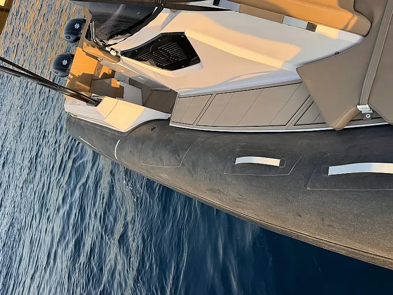 Ranieri Cayman 28.0 Executive (ID=10983) - фото 27