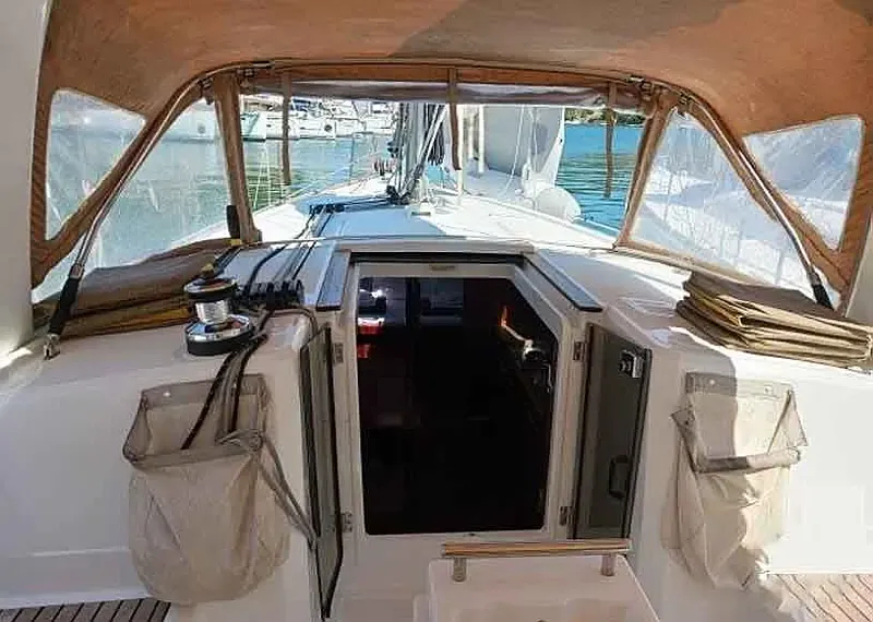 Oceanis 38.1 (ID=11275) - фото 5