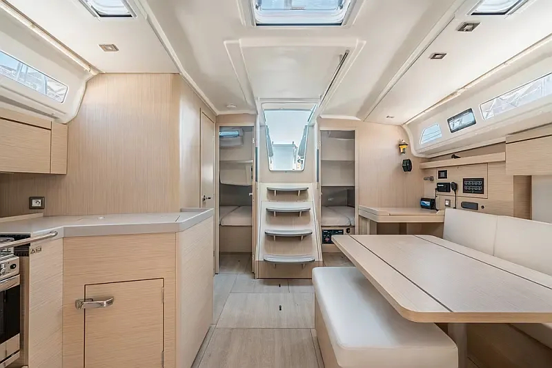 Oceanis 40.1 (ID=11360) - фото 12