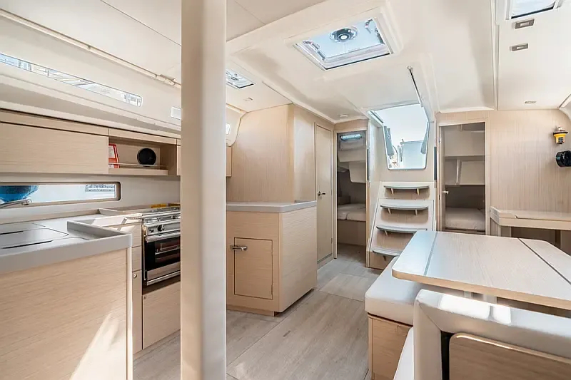 Oceanis 40.1 (ID=11360) - фото 14