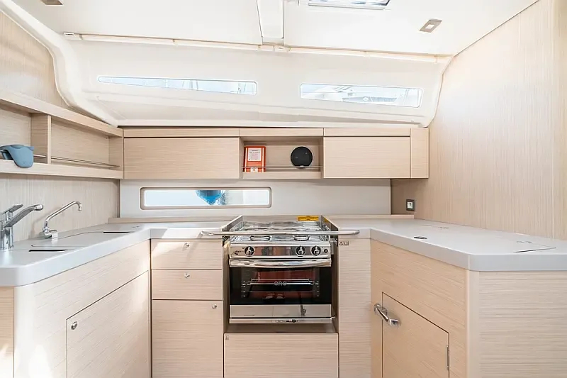 Oceanis 40.1 (ID=11360) - фото 11