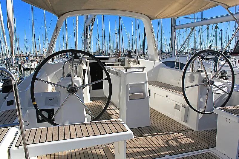 Oceanis 38.1 (ID=1146) - фото 6