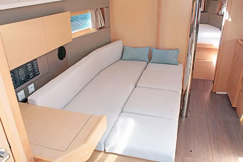 Oceanis 38.1 (ID=1147) - фото 6