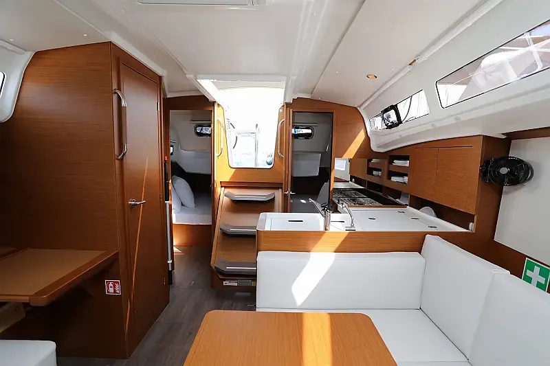 Sun Odyssey 380 (ID=11555) - фото 8