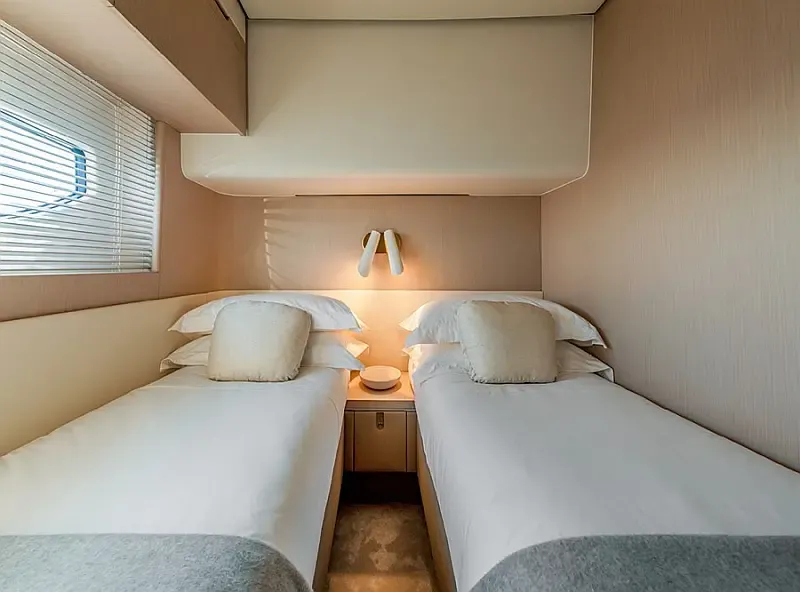 Azimut 68 S (ID=11585) - фото 17