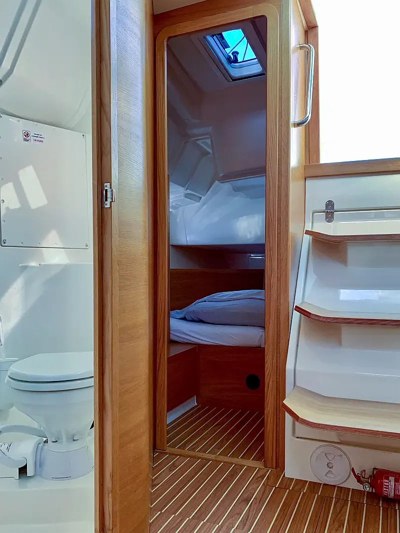 Salona 380 (ID=11868) - фото 4