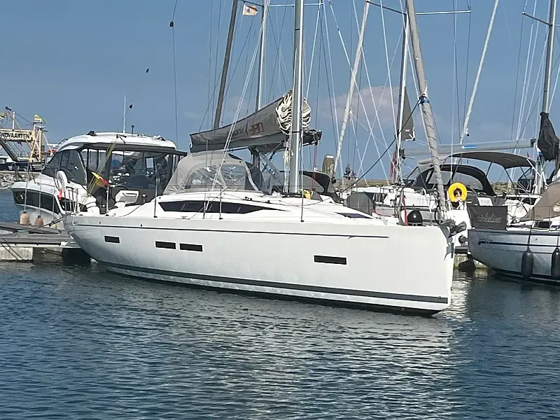 Salona 380 (ID=11868) - фото 5