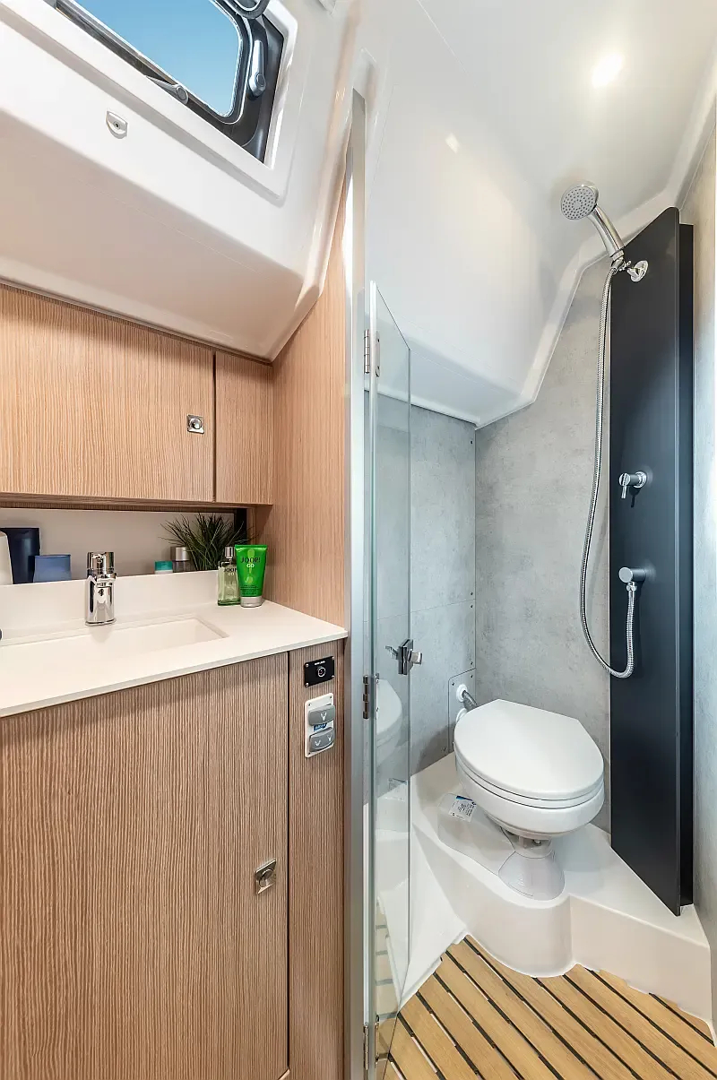 Bavaria C42 (ID=12043) - фото 12