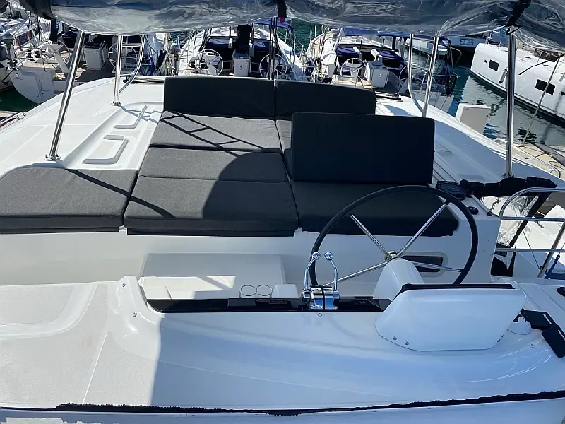 Lagoon 46 (ID=12079) - фото 5