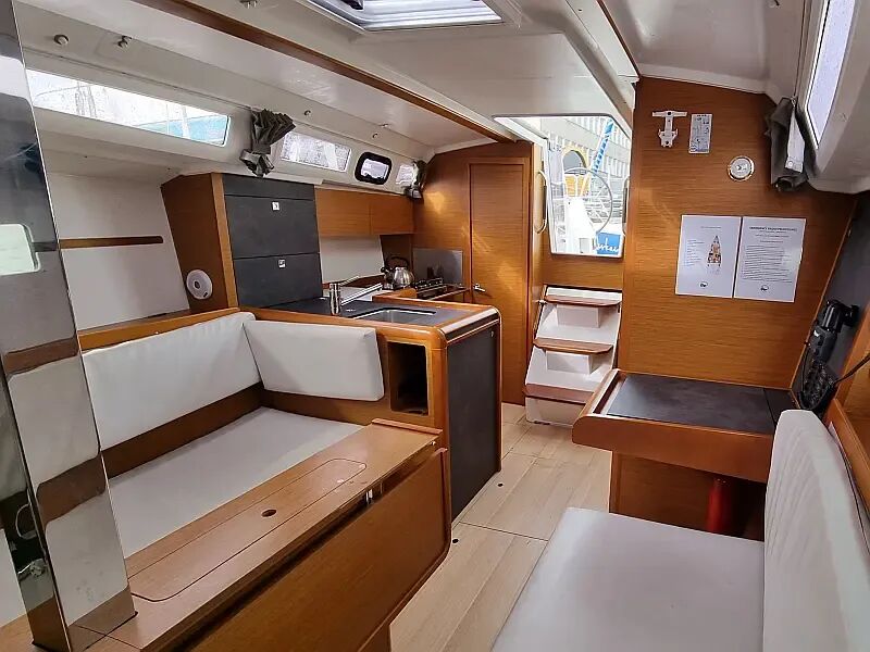 Sun Odyssey 349 (ID=12093) - фото 3