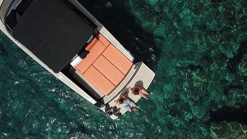 VanDutch 32 (ID=12430) - фото 4