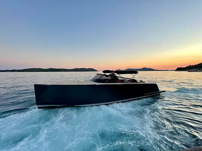 VanDutch 32 (ID=12430)