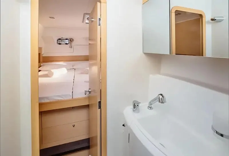 Lagoon 400 S2 (ID=12536) - фото 6