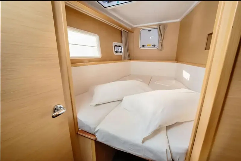 Lagoon 400 S2 (ID=12536) - фото 7