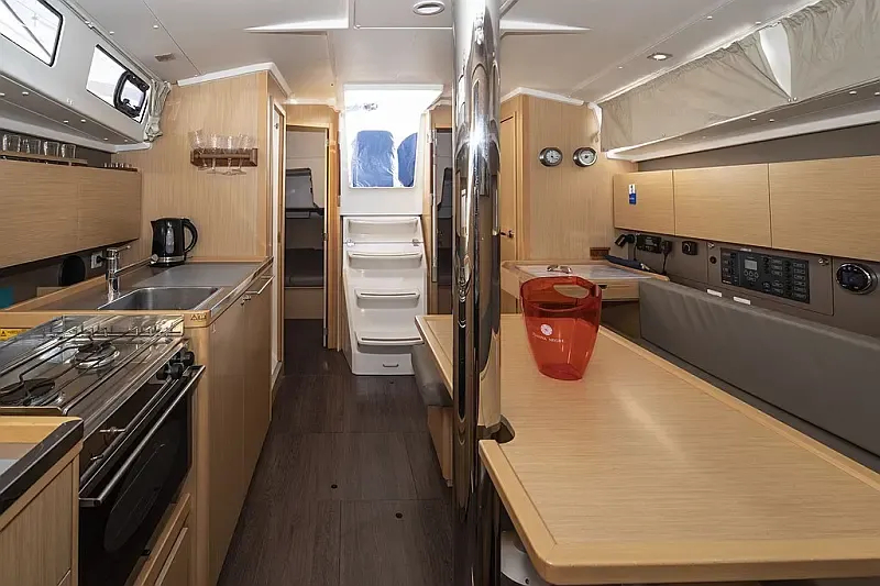 Oceanis 38 (ID=12546) - фото 34