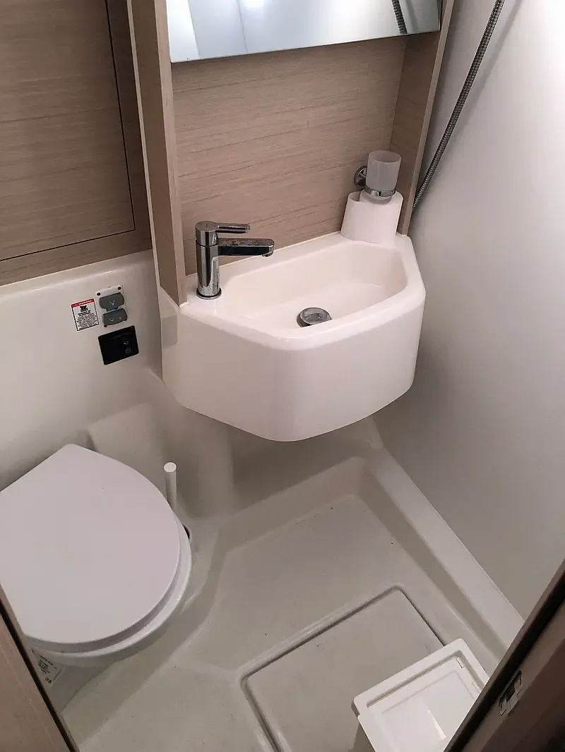 Oceanis 51.1 (ID=12558) - фото 8