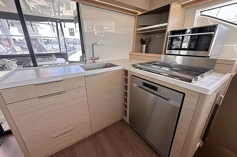 Lagoon 51 (ID=12570) - фото 17