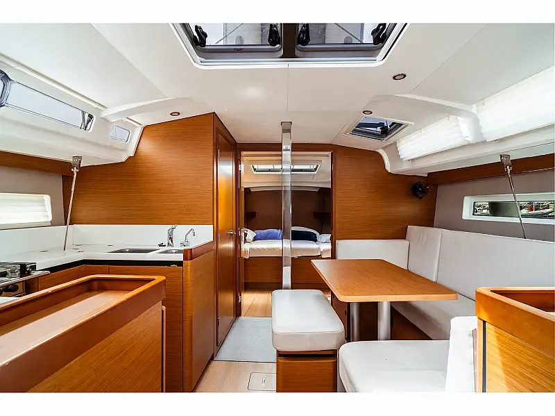 Sun Odyssey 440 (ID=1258) - фото 3