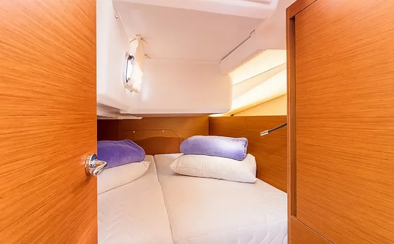 Sun Odyssey 440 (ID=1258) - фото 12
