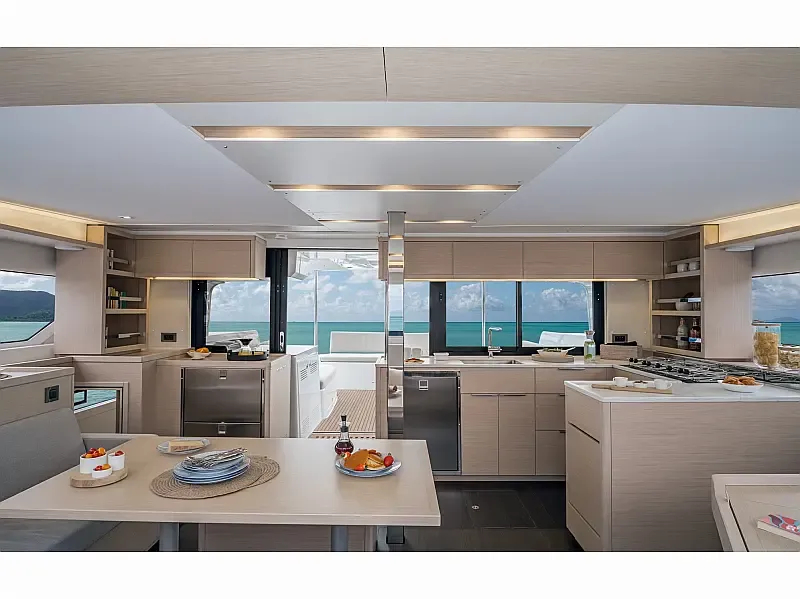 Lagoon 46 (ID=12620) - фото 3