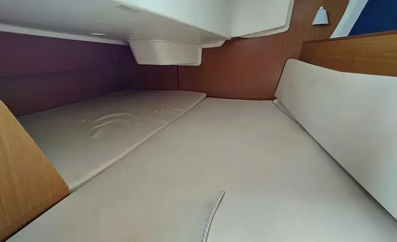 Sun Odyssey 32i (ID=12774) - фото 9