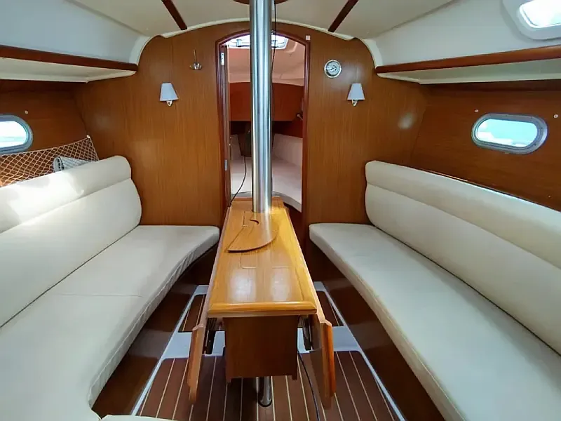 Sun Odyssey 32i (ID=12774) - фото 3
