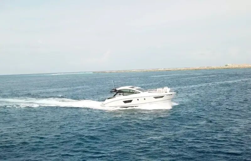 Beneteau GT40 (ID=12933) - фото 8