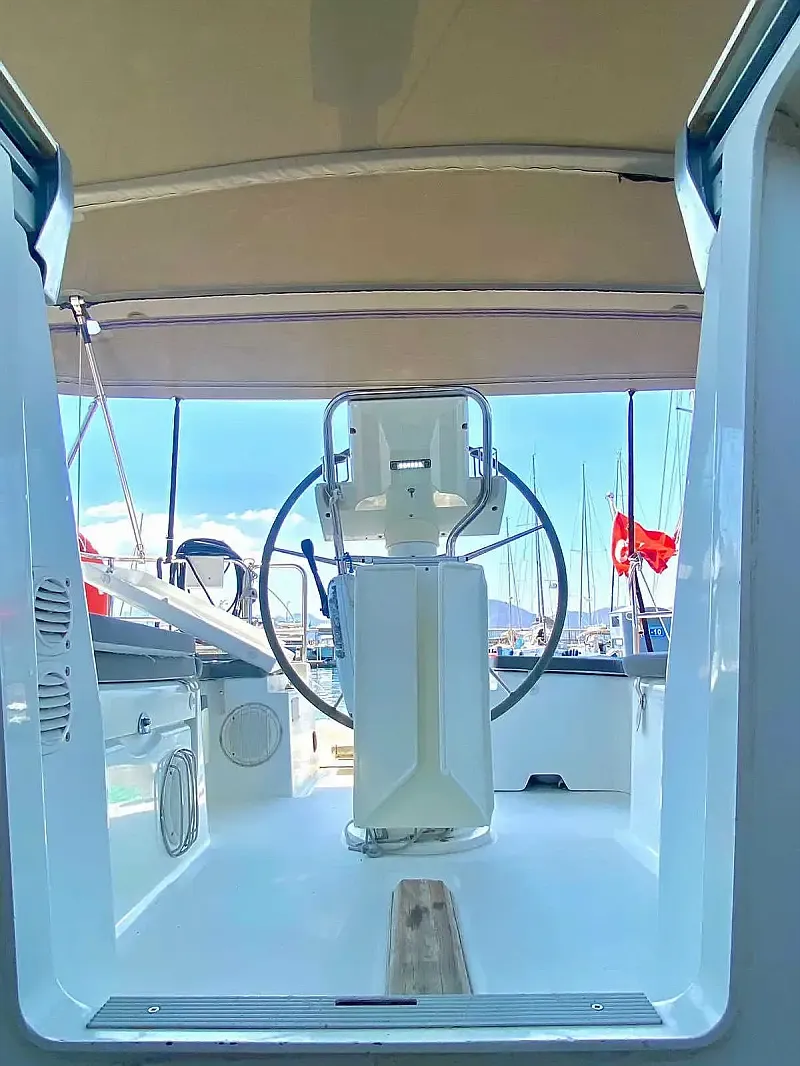 Oceanis 34 (ID=12957) - фото 8